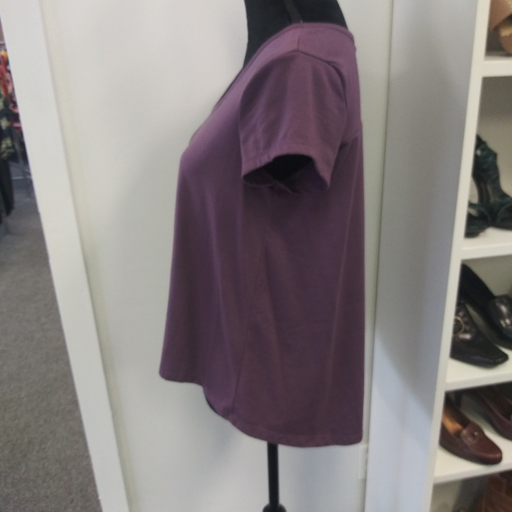 Blouse - Picture 2 of 3